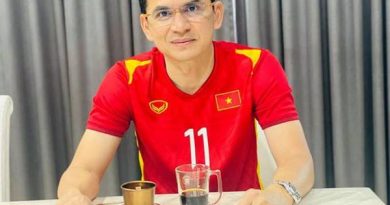 Tin thể thao 11/11: Tuyển Việt Nam nhận lời chúc từ HLV Kiatisak
