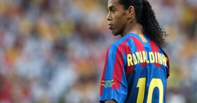 Ronaldinho số áo bao nhiêu tại ĐTQG Brazil