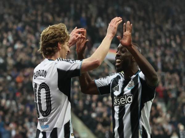 Tin thể thao: Anthony Gordon cân bằng kỷ lục của Alan Shearer