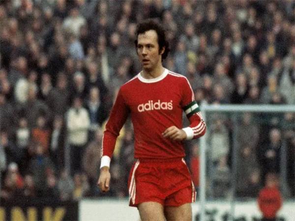 Franz Beckenbauer -  Biểu tượng vĩ đại nhất
